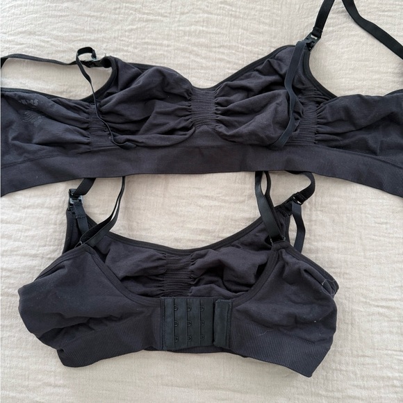 SKIMS Black nursing bras - Picture 3 of 4